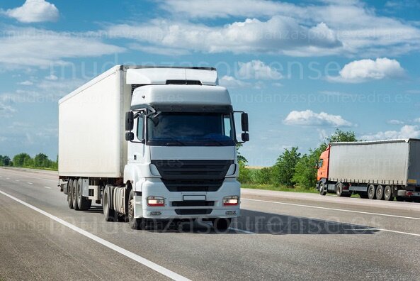 Transportes en Ourense Transporte terrestre